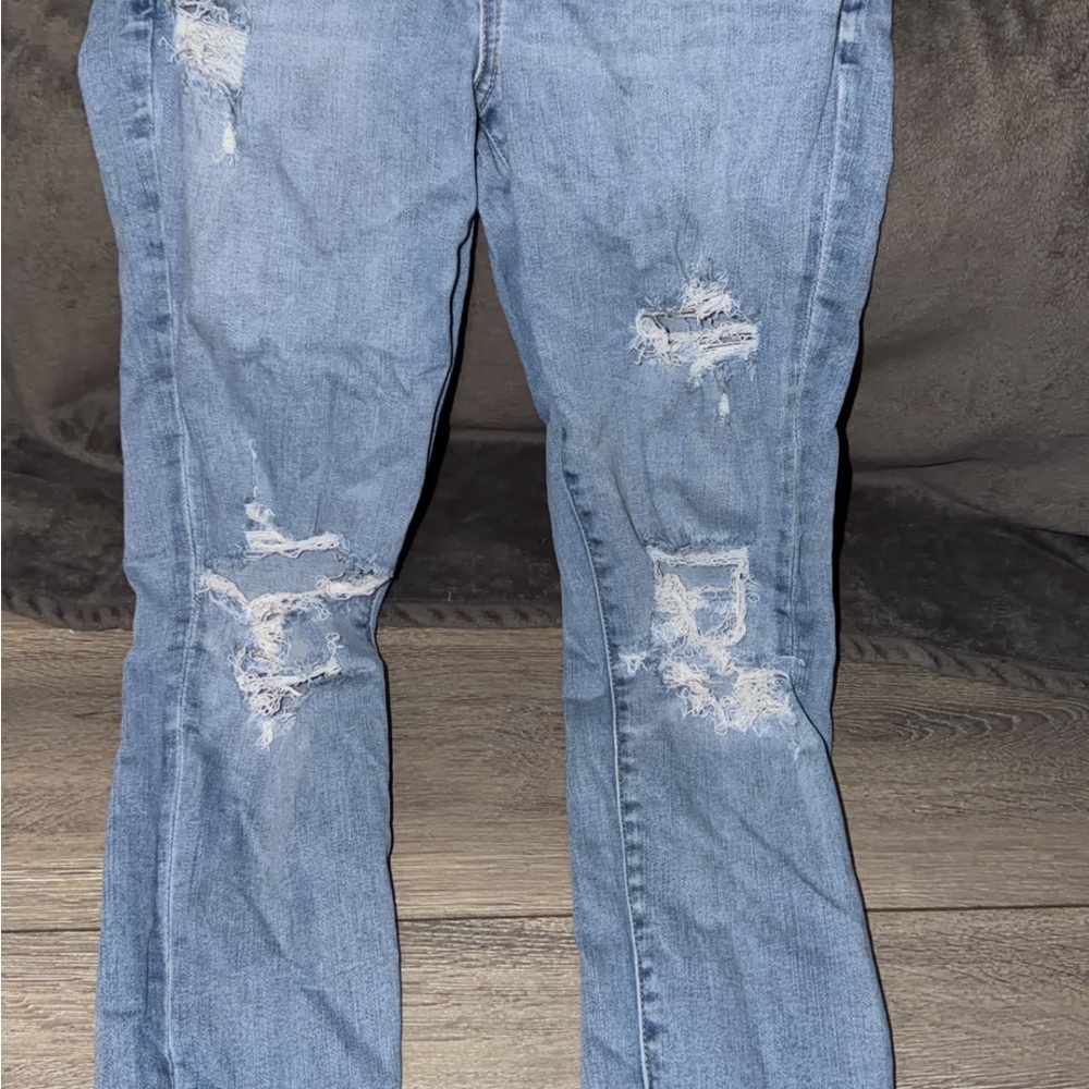 American Eagle Outfitters Light Blue Distressed Straight Leg Jeans